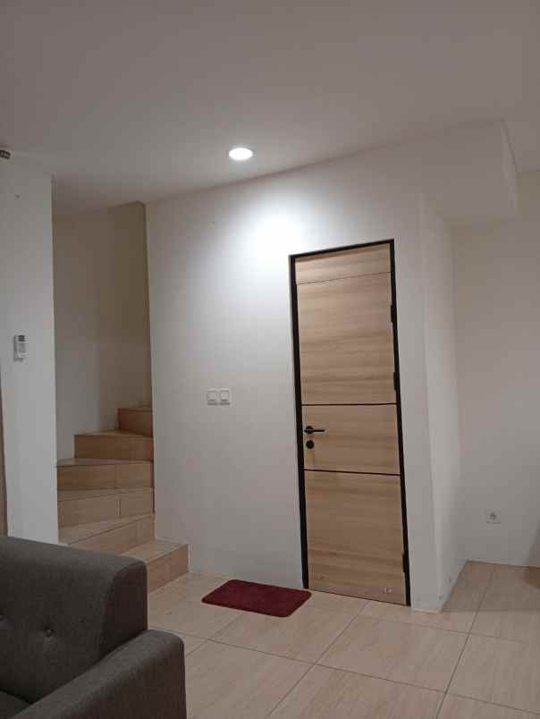 rumah 2lantai modern minimalis