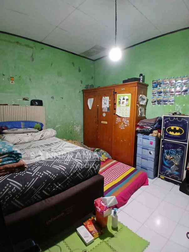 rumah 2nd hook besar luas di poin mas depok iml