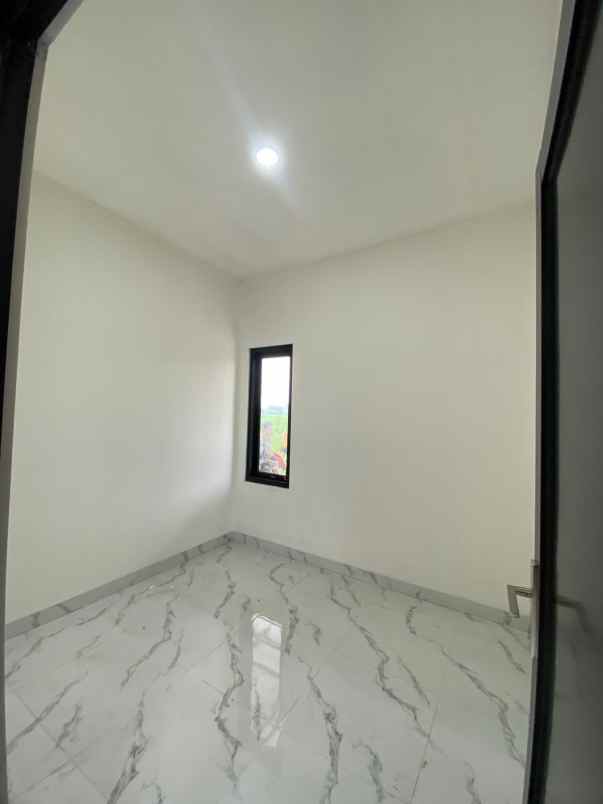 rumah 400 jutaan di jalan imogiri barat shm