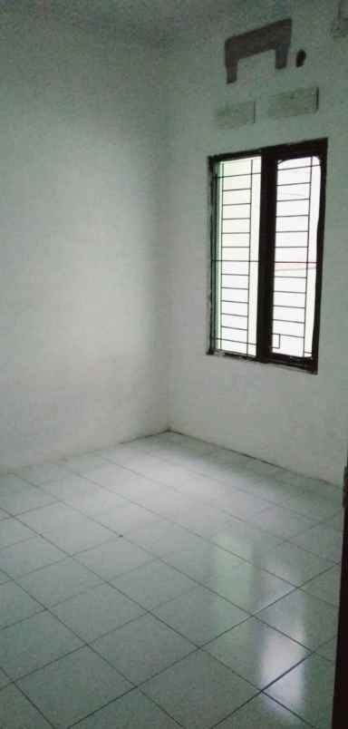 rumah 525 juta murah taman anyelir 3 kalimulya depok
