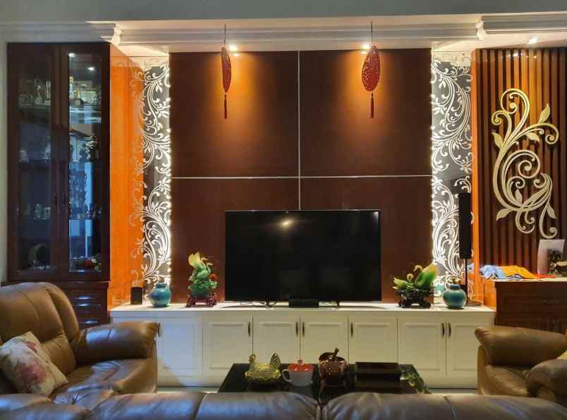 rumah araya 1 galaxy bumi permai strategis bagus