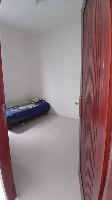 rumah bagus dan strategis perumanas di depok timur
