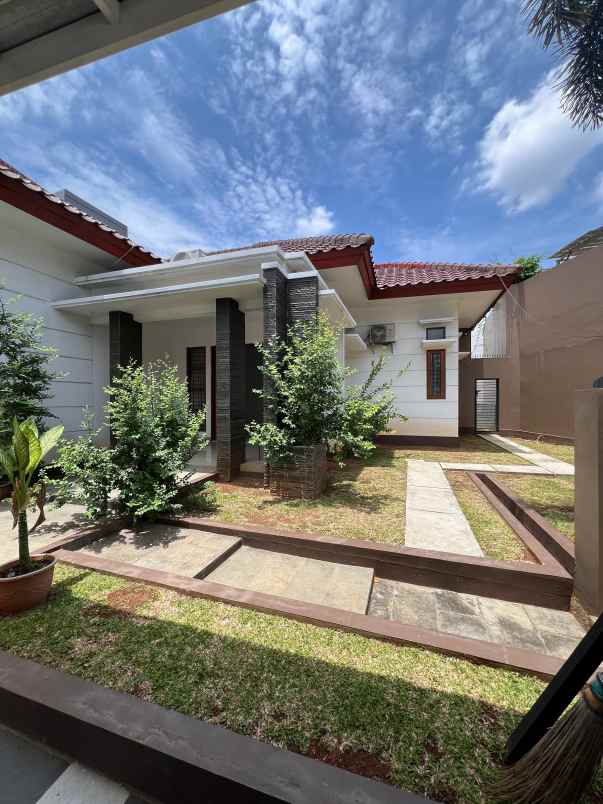 rumah bagus dekat mall di villa galaxy bekasi selatan