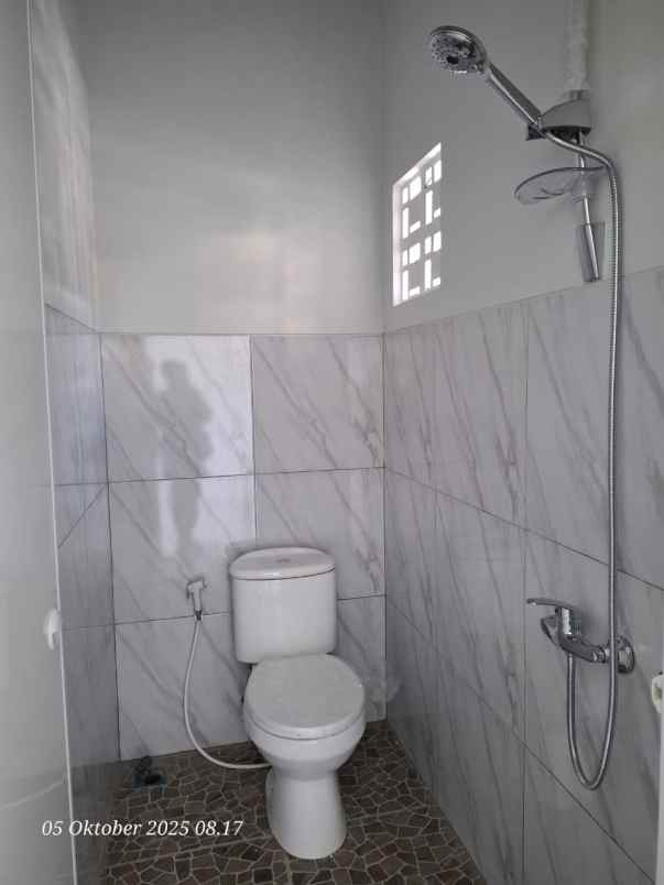 rumah bangunan baru siap huni dibanyumanik semarang