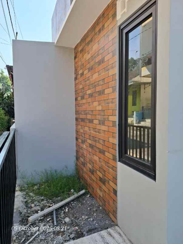 rumah bangunan baru siap huni dibanyumanik semarang