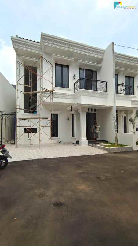 Rumah Baru Dalm Cluster Dekat Mall Pondok Gede Bekasi