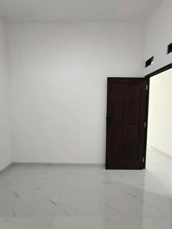 rumah baru lokasi strategis di rawasari jakpus