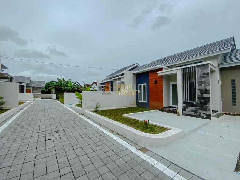 rumah baru minimalis modern di prambanan siap huni