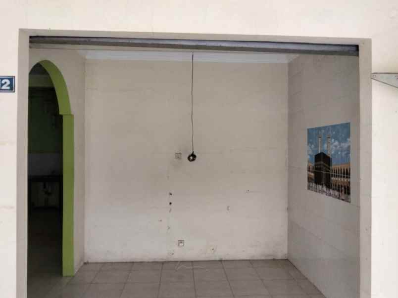 rumah bawah pasaran dan strategis di sukmajaya depok