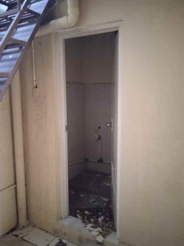 rumah belakang mall kelapa gading