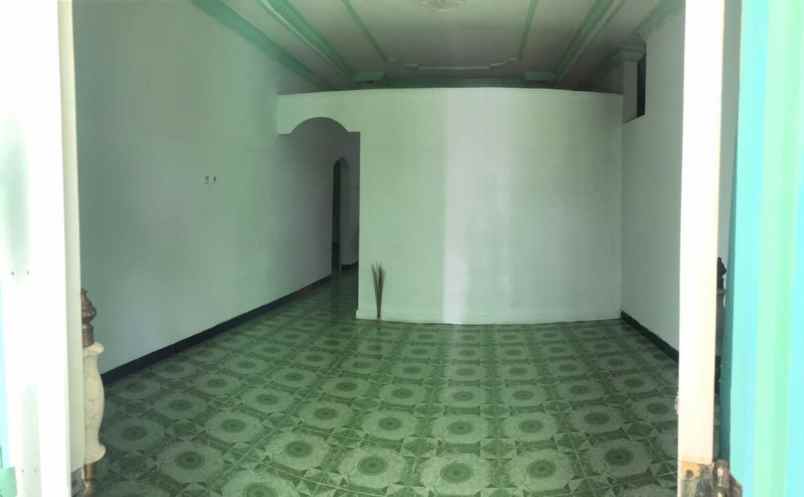 rumah besar tanah luas di berbah sleman