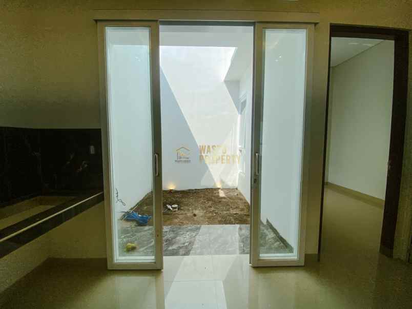 rumah cantik siap huni di wedomartani harga nego