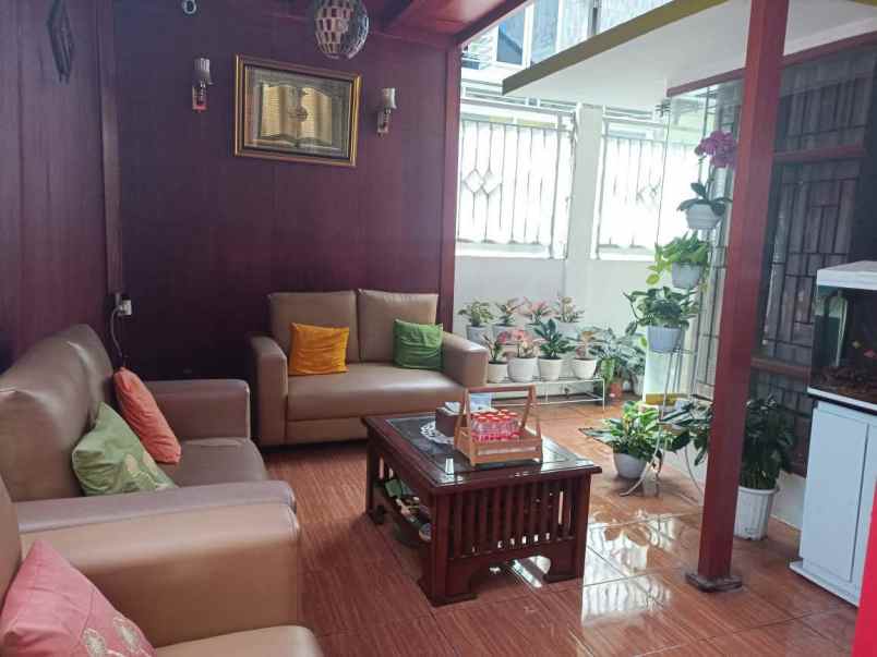 rumah ciawitali cihanjuan bandung barat