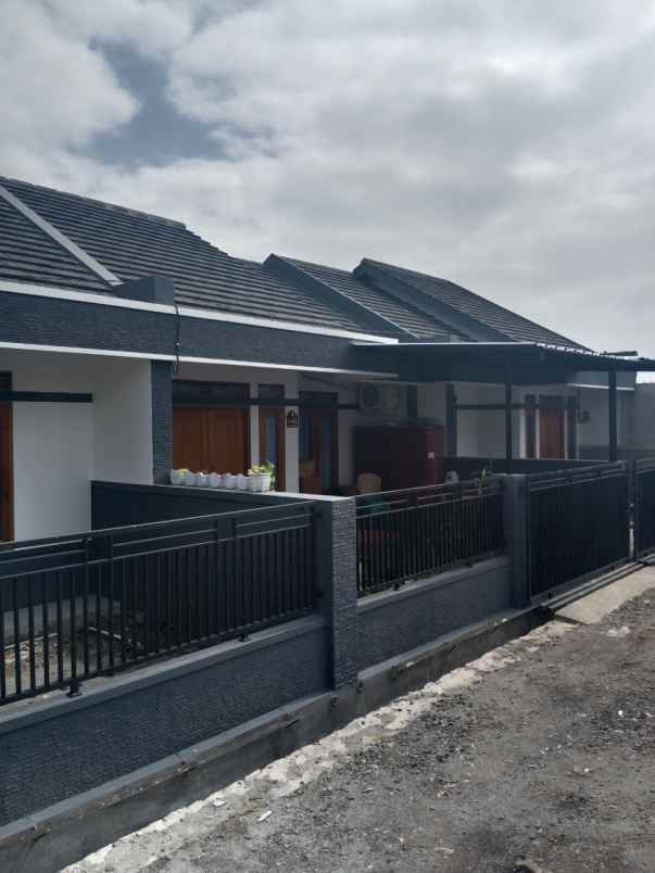 rumah ciborerang katapang