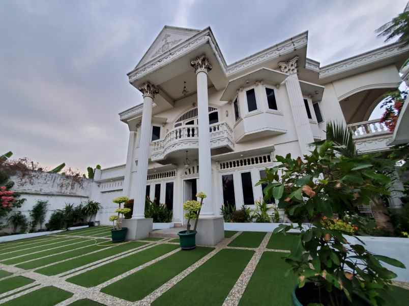 Rumah Mewah Full Furnished Nyaman Di Cibubur Bekasi