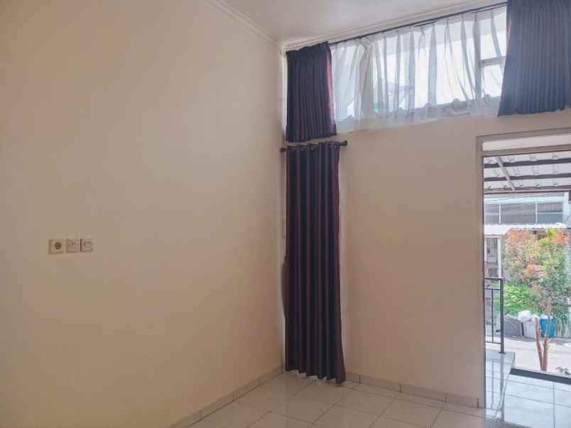 rumah cilengkrang ujung berung bandung