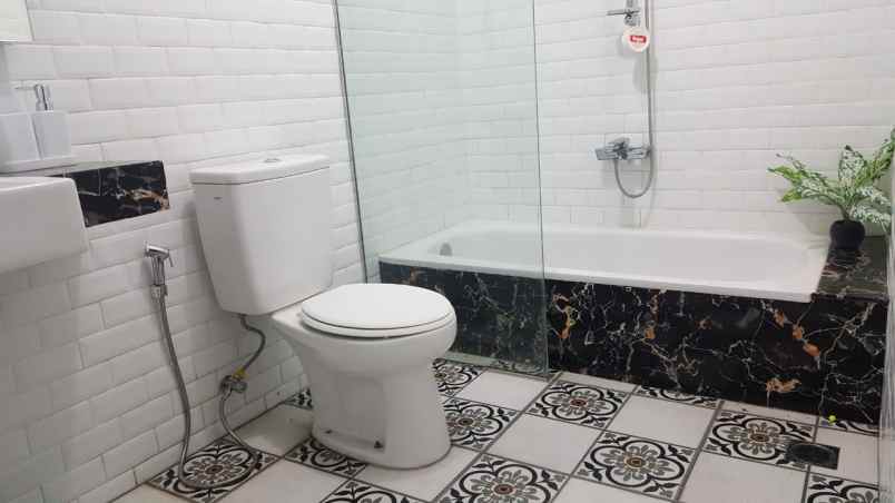 rumah cirendeu tangsel