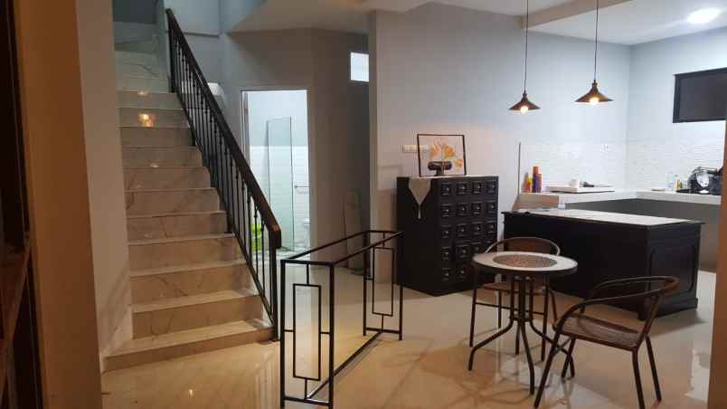 rumah cirendeu tangsel