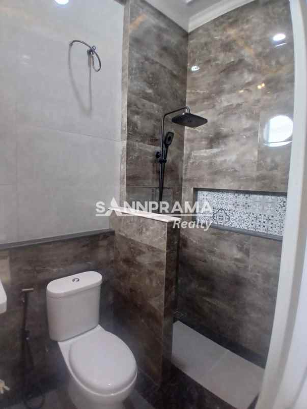 rumah cluster 2 lsntai di kemang sukmajaya depok