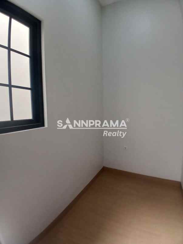 rumah cluster 2 lsntai di kemang sukmajaya depok