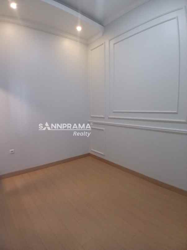 rumah cluster 2 lsntai di kemang sukmajaya depok