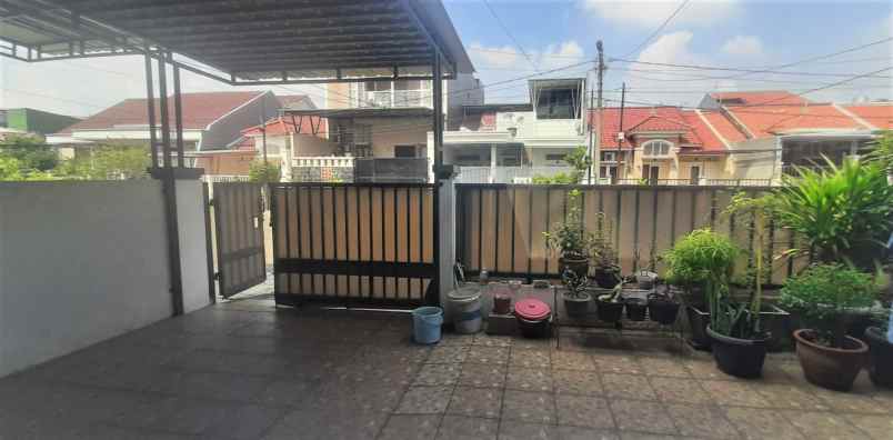 rumah cluster taman sari kota