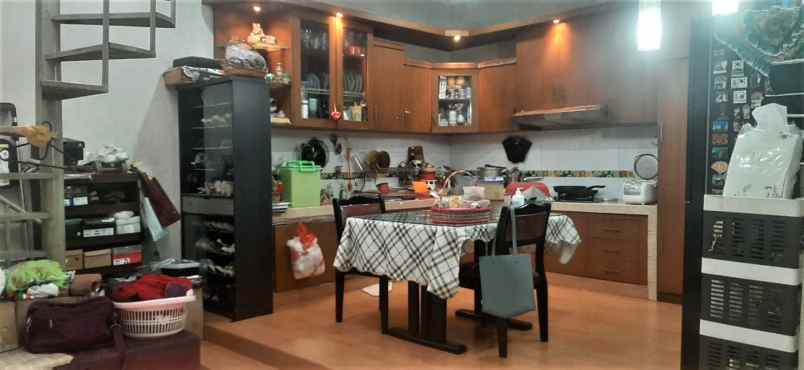 rumah cluster taman sari kota