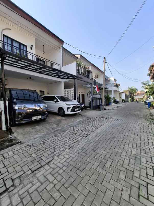 rumah dalam cluster siap huni di bintara bekasi barat
