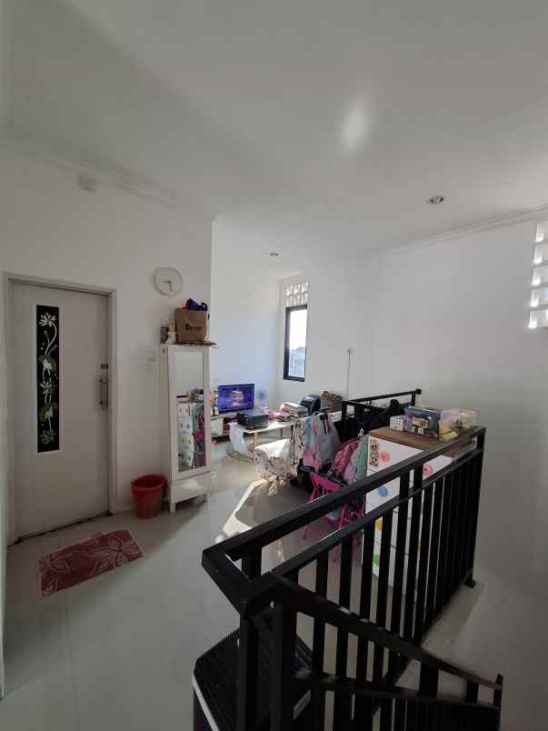 rumah dalam cluster siap huni di bintara bekasi barat