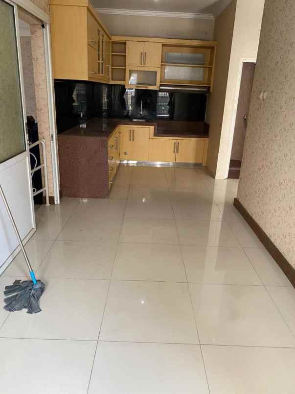 rumah di komp dprd bandung barat parigi indah