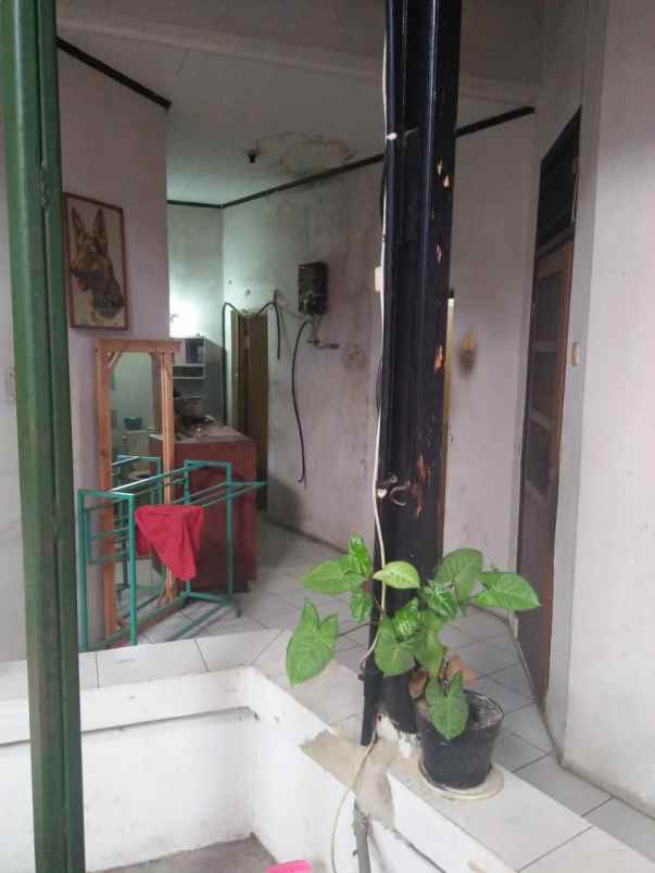 rumah di komplek permata indah jl pesantren cibabat