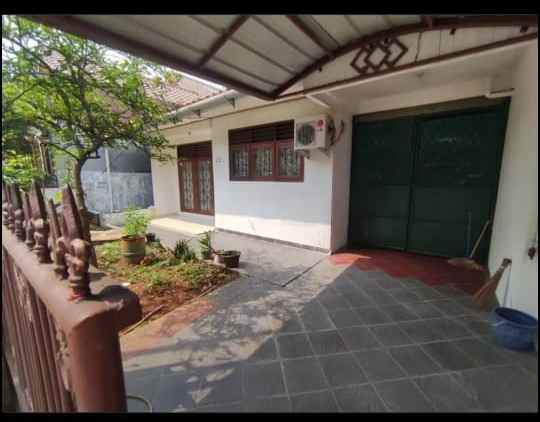 rumah dijual cepat dalam komplek kreo