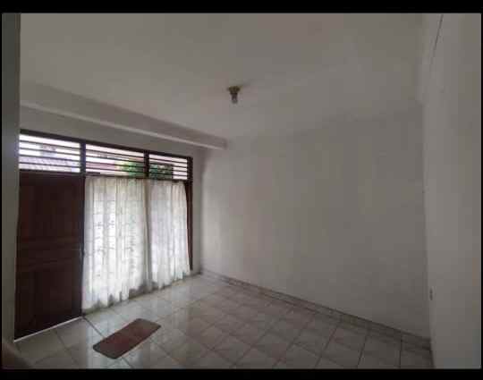 rumah dijual cepat dalam komplek kreo