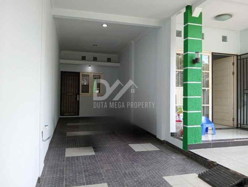 rumah dijual di villa melati mas tangerang selatan