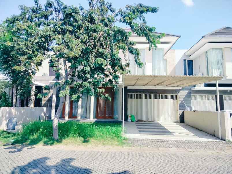 rumah dijual greenlake citraland surabaya barat