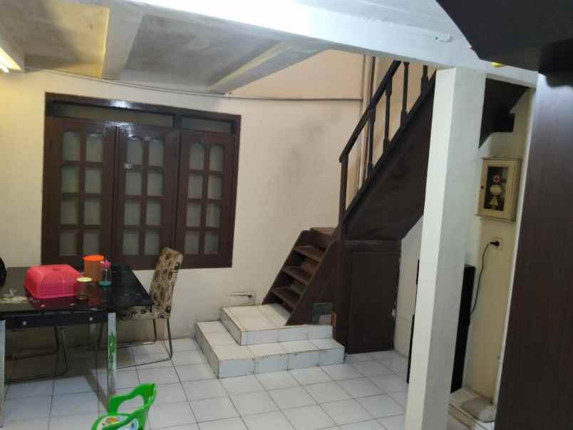 rumah dijual putro agung tambaksari surabaya timur