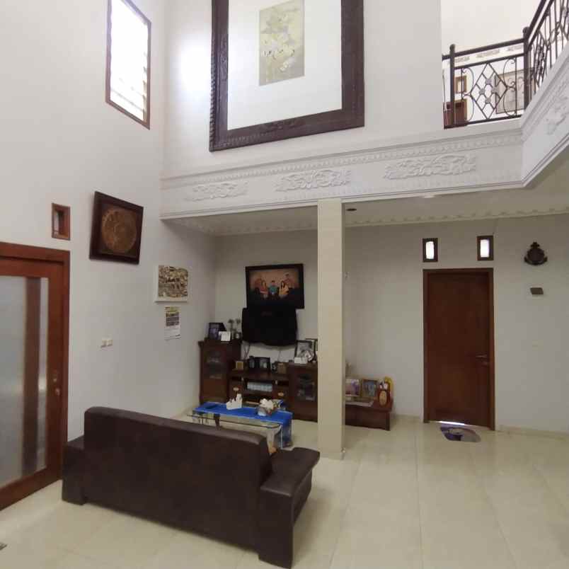 rumah full furnished di komp dprd bandung barat