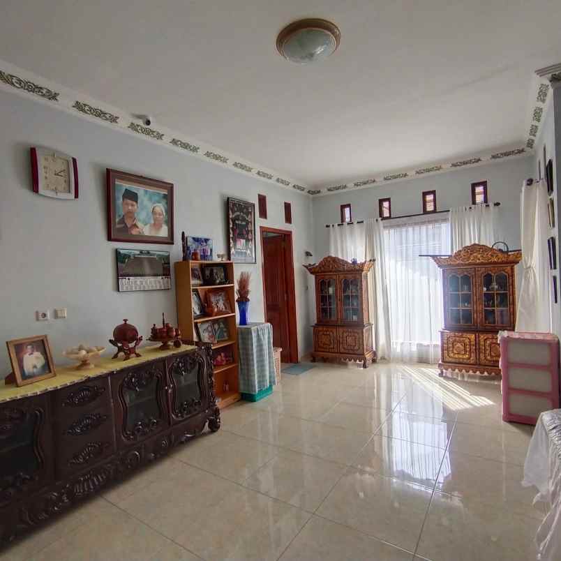 rumah full furnished di komp dprd bandung barat