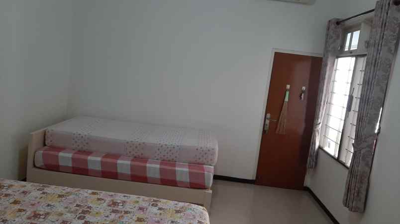 rumah gayungsari barat