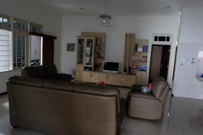 rumah gayungsari barat