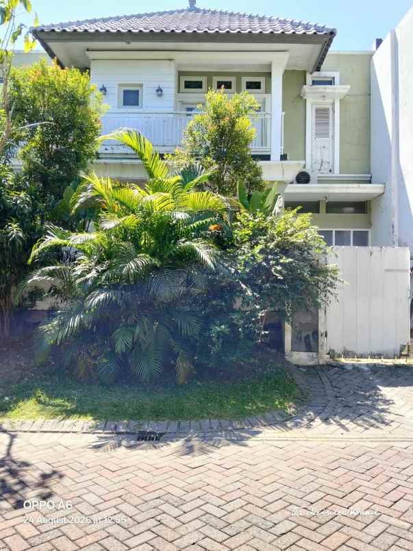 rumah graha family surabaya barat