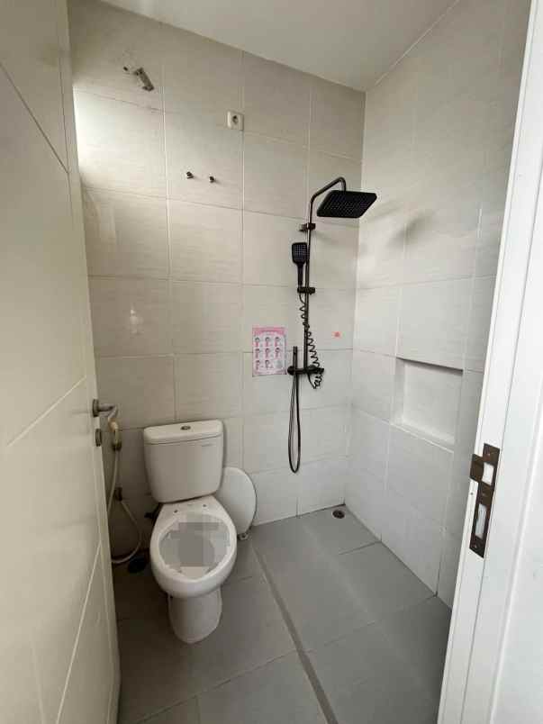 rumah grand harvest baru renov surabaya barat