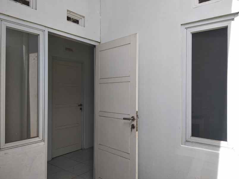 rumah jalan alternatif kota