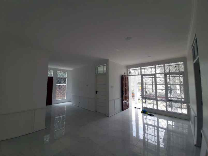 rumah jalan bojong koneng atas