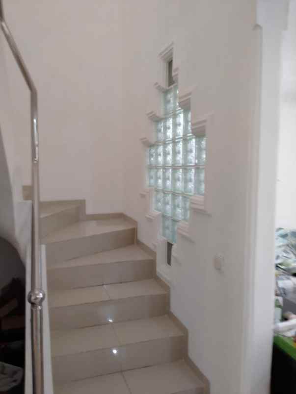 rumah janur elok residence