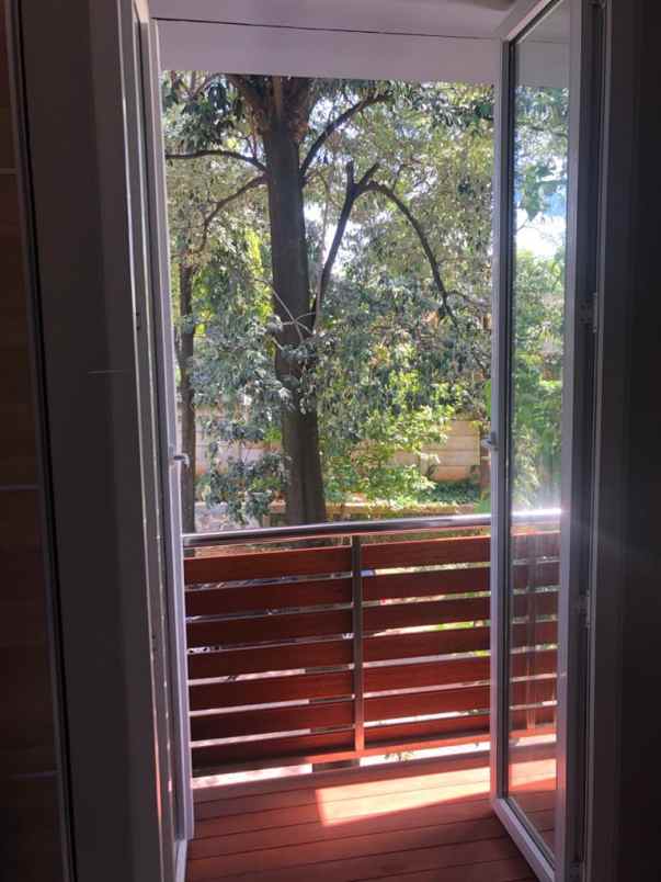 rumah jl dillenia 1 joglo