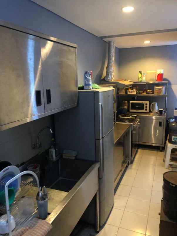 rumah jl dillenia 1 joglo