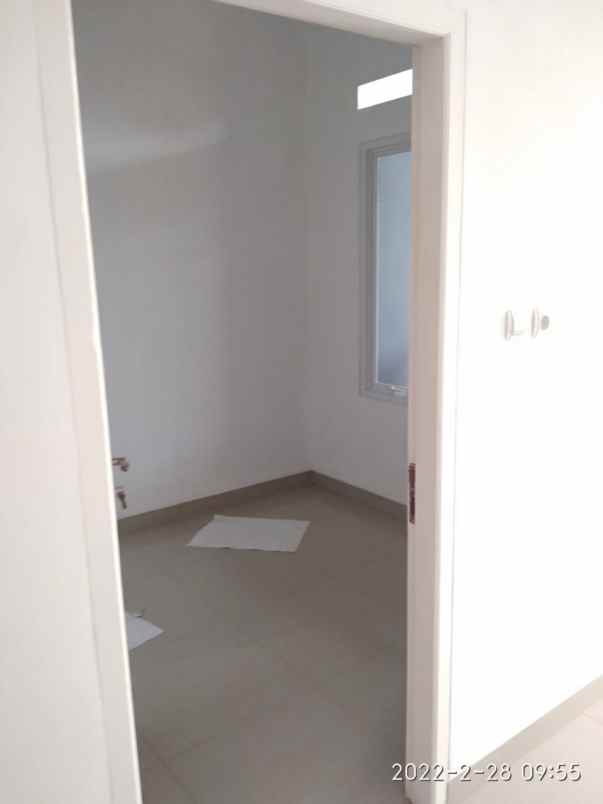 rumah jl i gusti ngurah rai