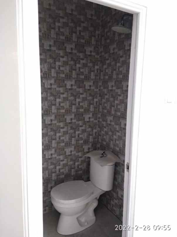 rumah jl i gusti ngurah rai