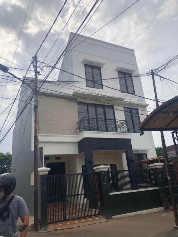 rumah jl kalibata utara jakarta